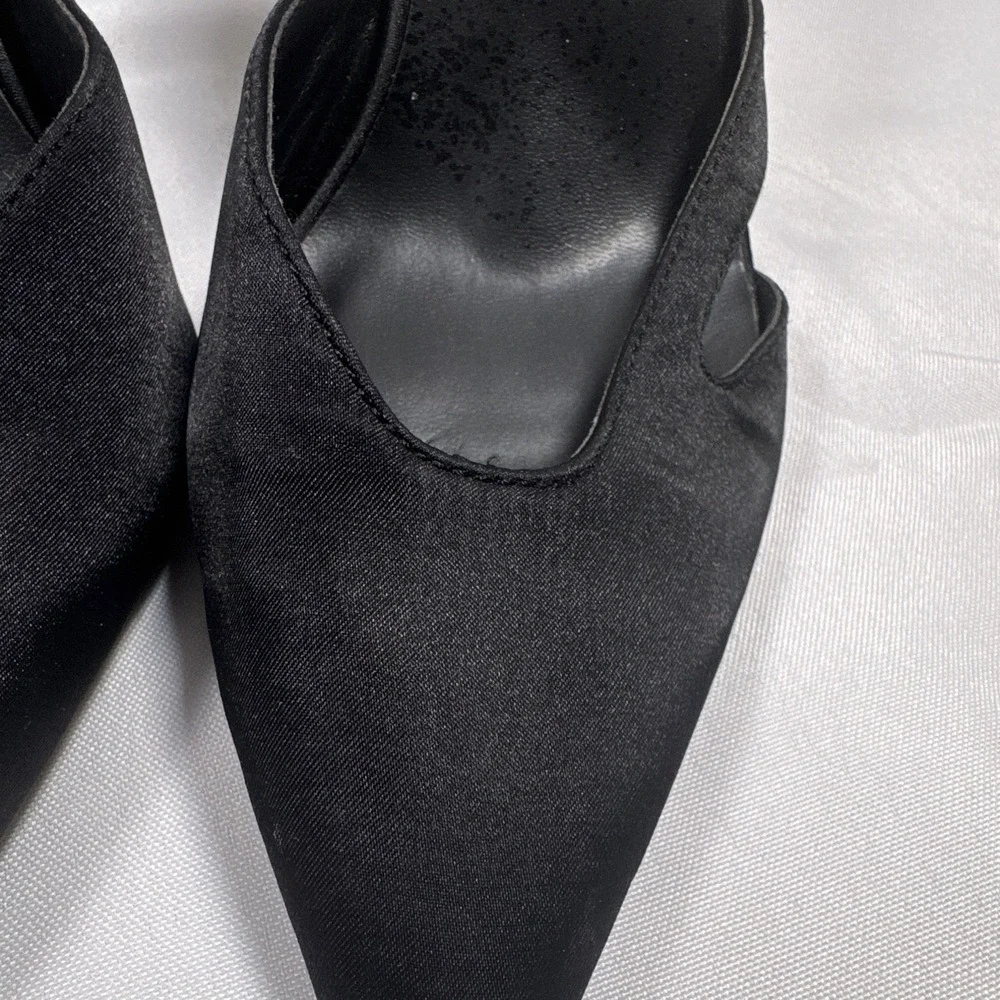 Fashion Nova Black Faux Suede Pointed Toe Strappy Ankle Wrap Heels Size 7